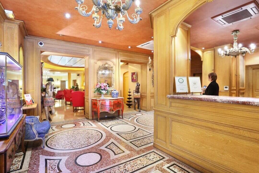 Reconstruction de l’hôtel Cecilia (Champs Elysée) à Paris 17 - RYM Ingénierie